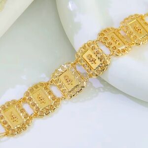 Gorgeous 22k Gold Plated Rose Bracelet